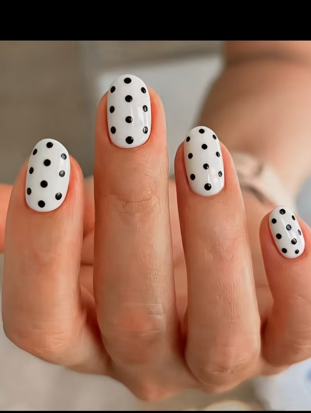 🔥3/$21 Polka Dot Black & White Press-On Nails